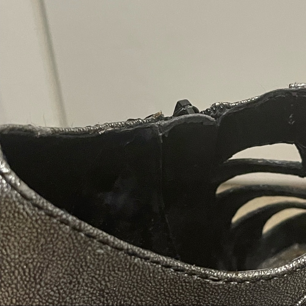 High Heels - Picture 11 of 13